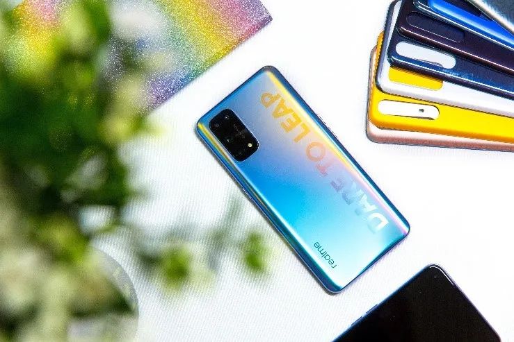 DTC案例 | 3年突破1億全球用戶，Realme憑啥保持50%逆勢增長？
